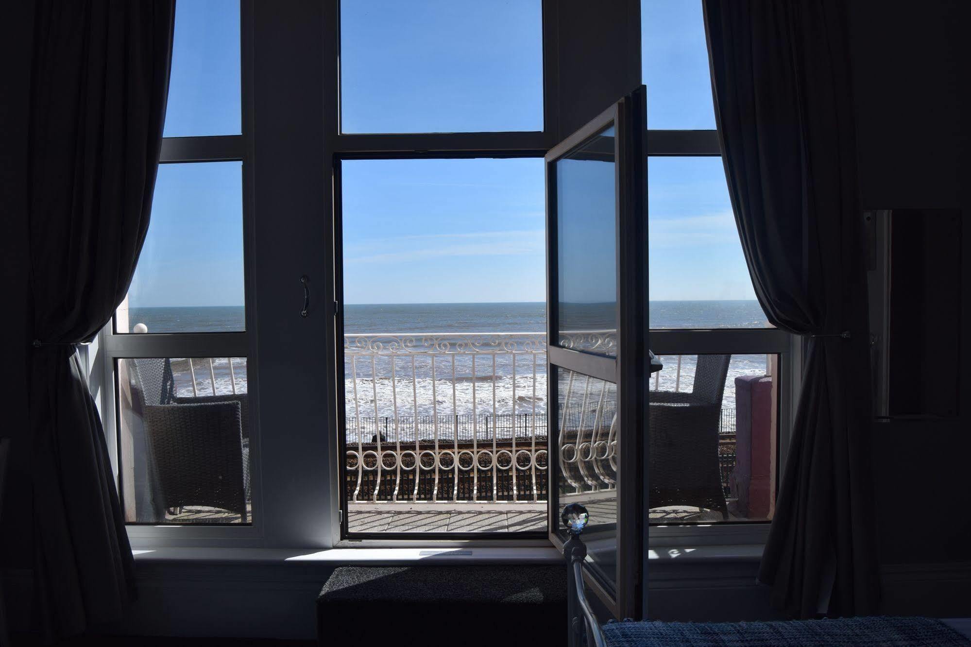 The Blenheim Bed & Breakfast Dawlish Exterior foto